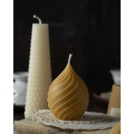 Tropfenförmige Kerze